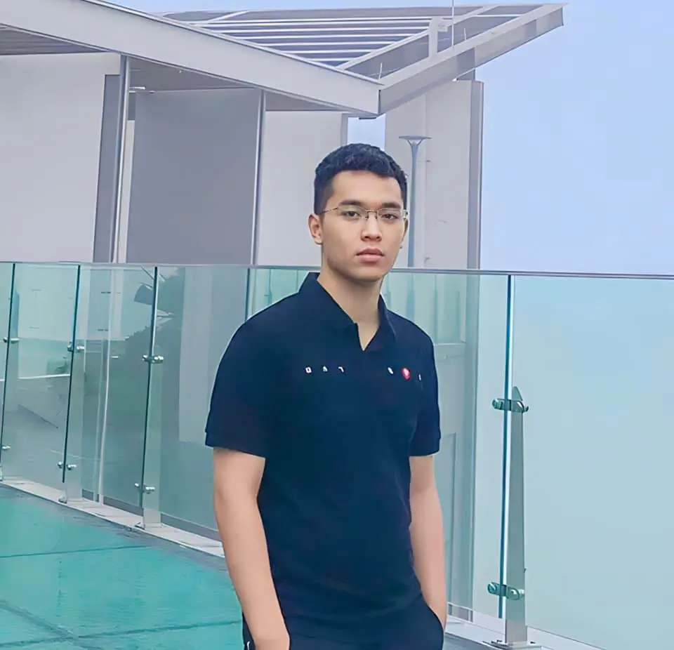 Hoàng Minh