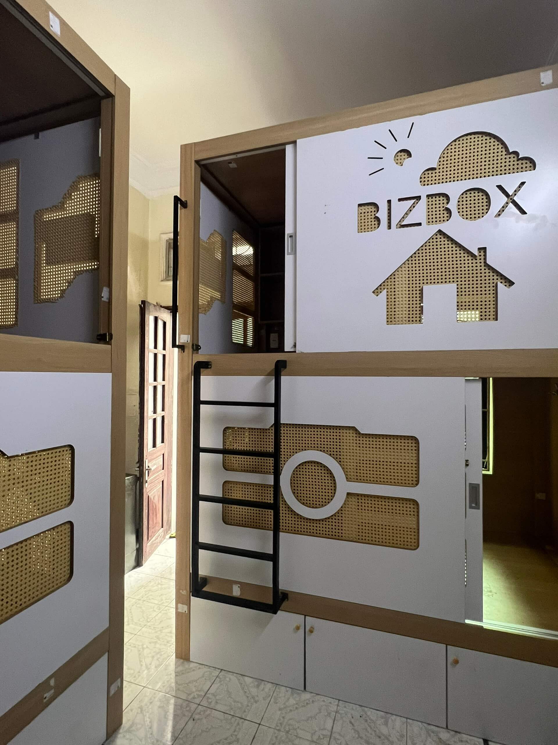 BB111 Sleep Box GHTN04